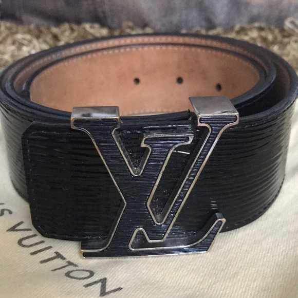 Louis Vuitton Accessories - Louis Vuitton Black Leather Belt. GENTLY Enjoyed.